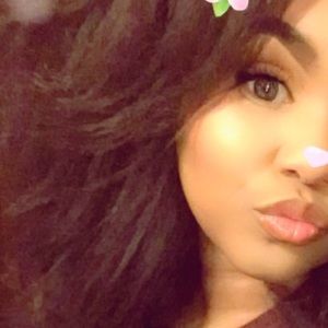 Meet your Posher, Ashleigh